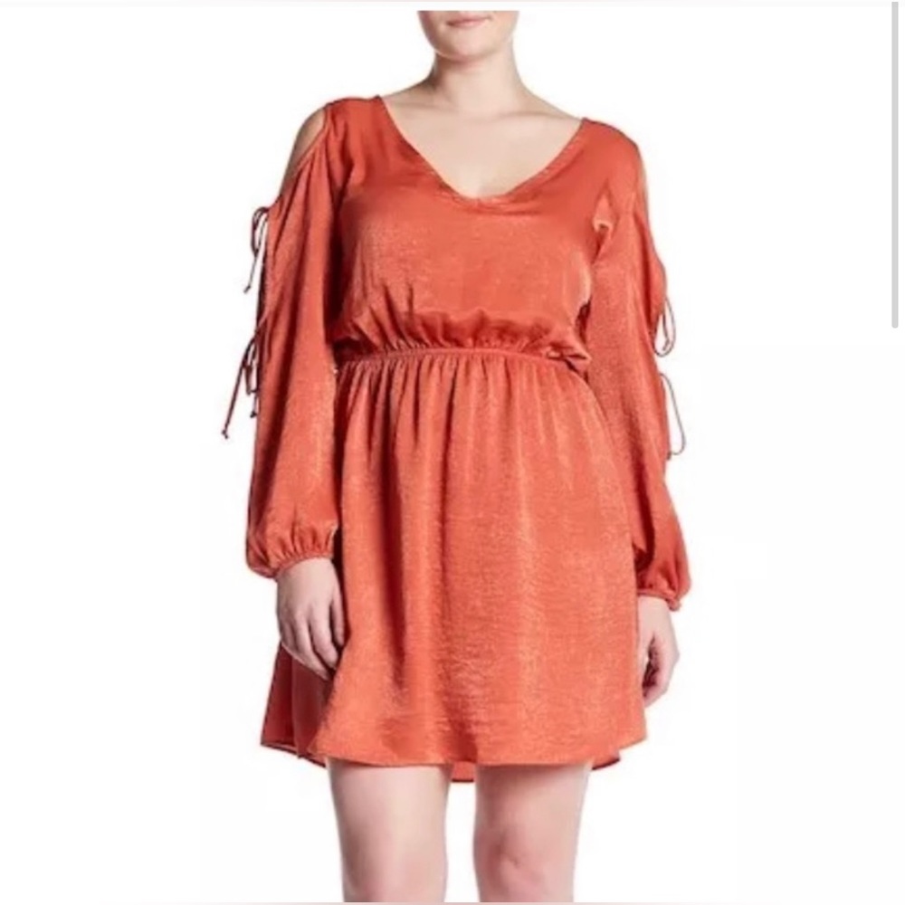 new the vanity room dress